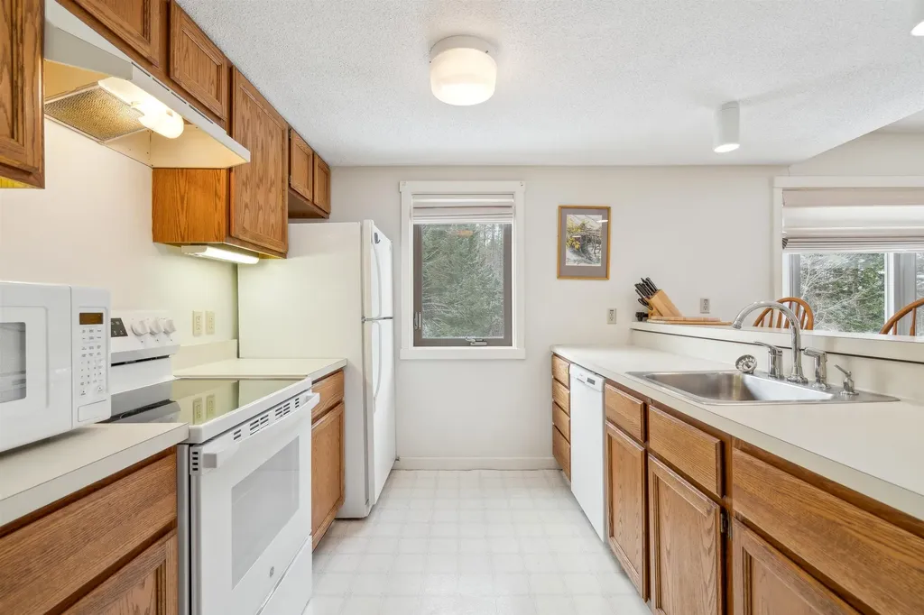 108 Mountain Edge Road West Windsor VT 05037