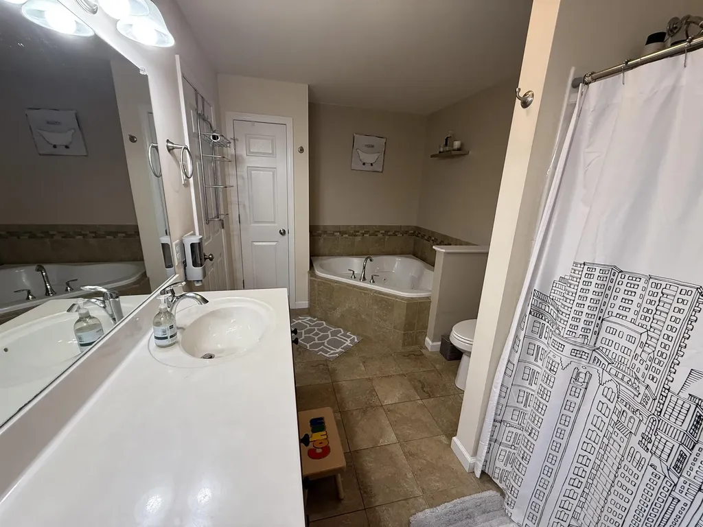 220 Fox Run Colchester VT 05446