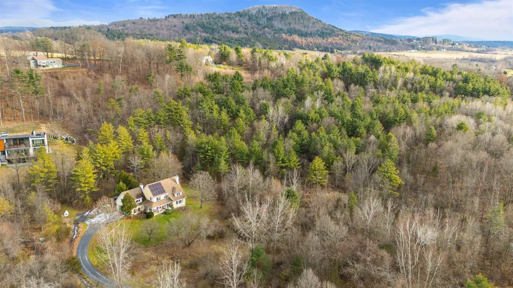 416 Higbee Road Charlotte VT 05445