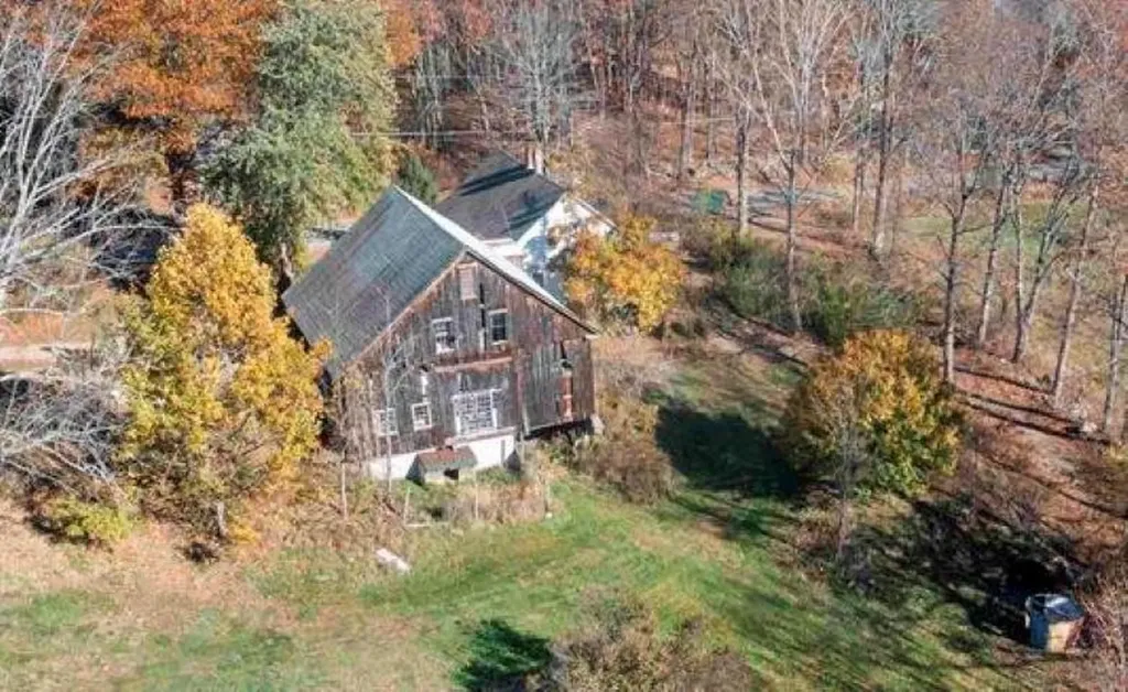 267 Pond Hill Road Barrington NH 03825