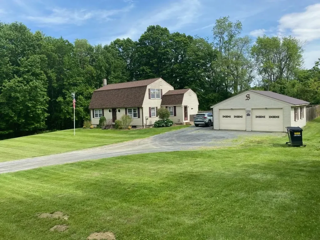 7 Bryson Place Claremont NH 03743