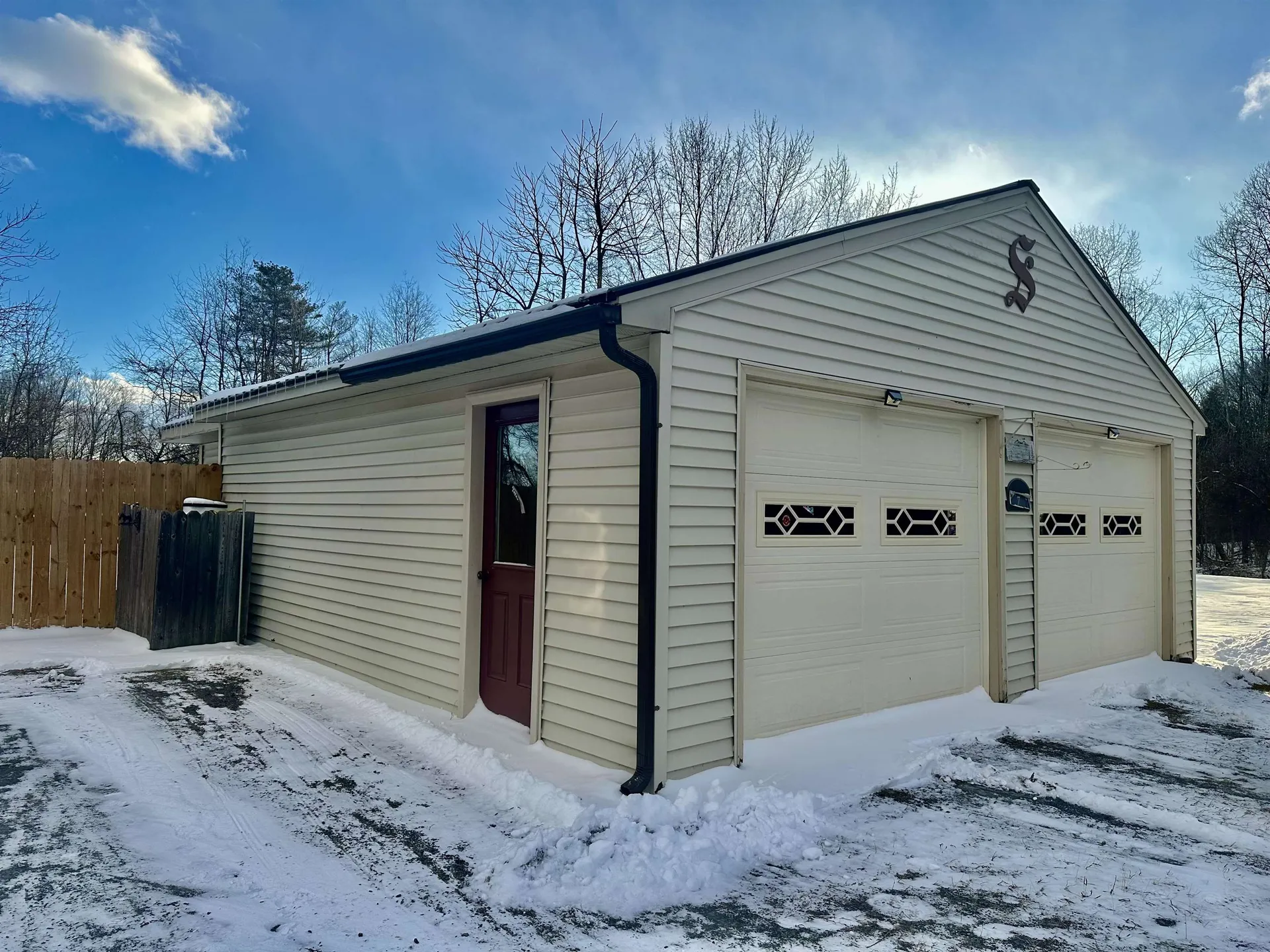 7 Bryson Place Claremont NH 03743