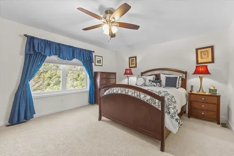 207a Ledgewood Lane Georgia VT 05468