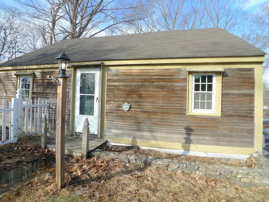 132 Portsmouth Avenue Stratham NH 03885