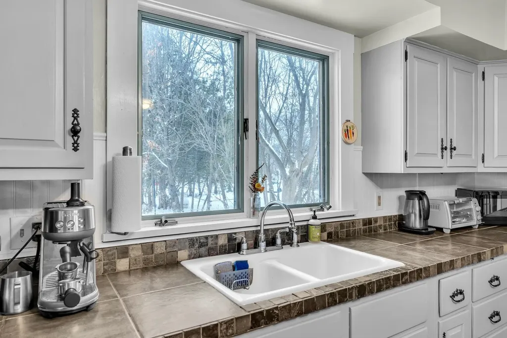 10 Sterling Hill Road Barre Town VT 05641