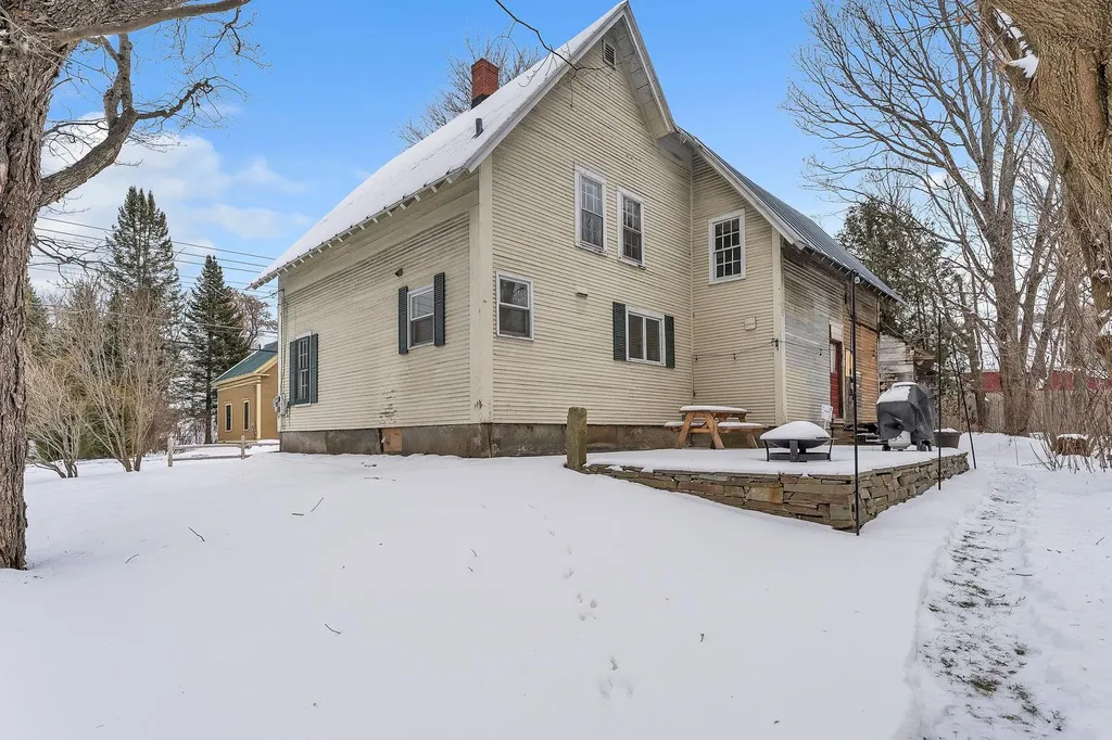 10 Sterling Hill Road Barre Town VT 05641