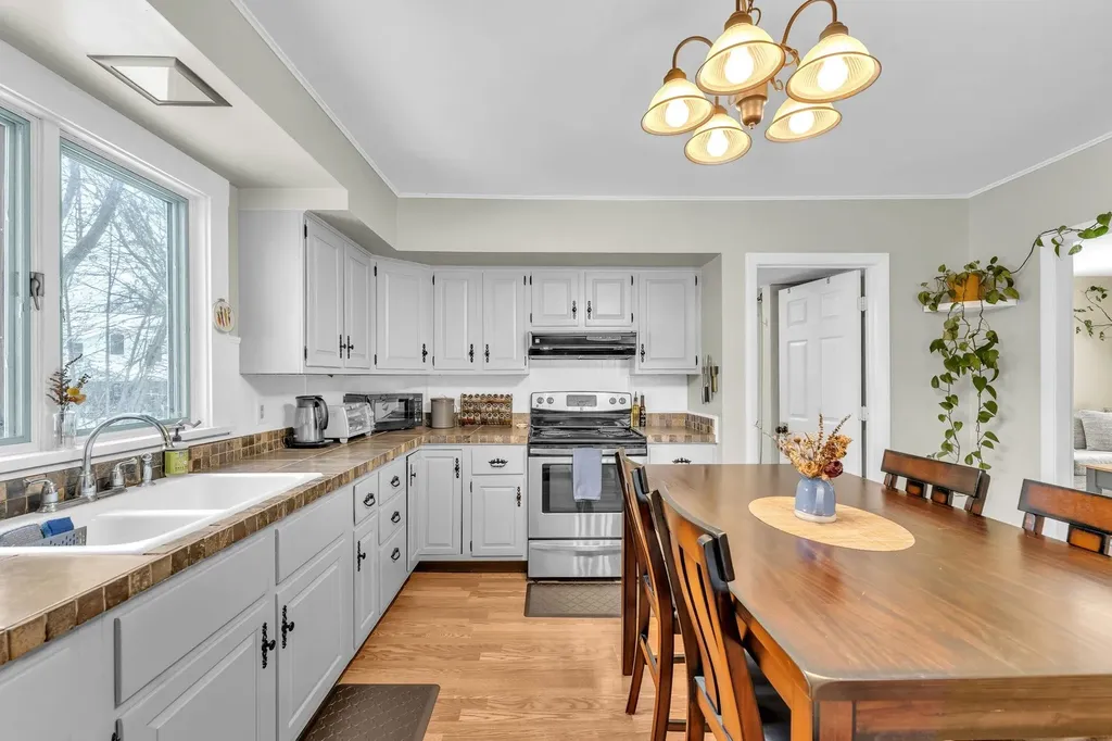 10 Sterling Hill Road Barre Town VT 05641