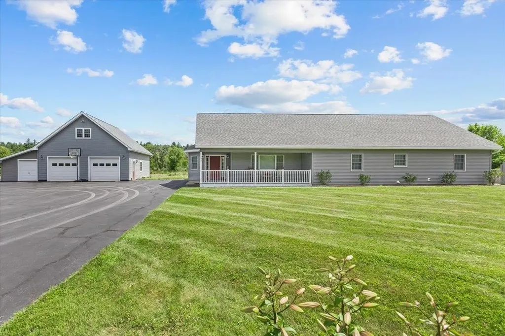 1347 Coburn Road East Montpelier VT 05651