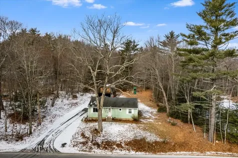 29 Lane Road Raymond NH 03077