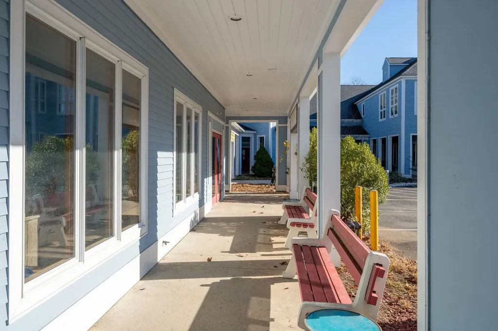 105 Lafayette Road Hampton Falls NH 03844