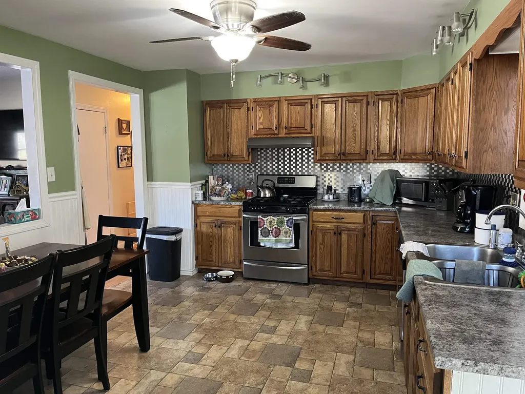 98 Peterson Terrace Middlebury VT 05753