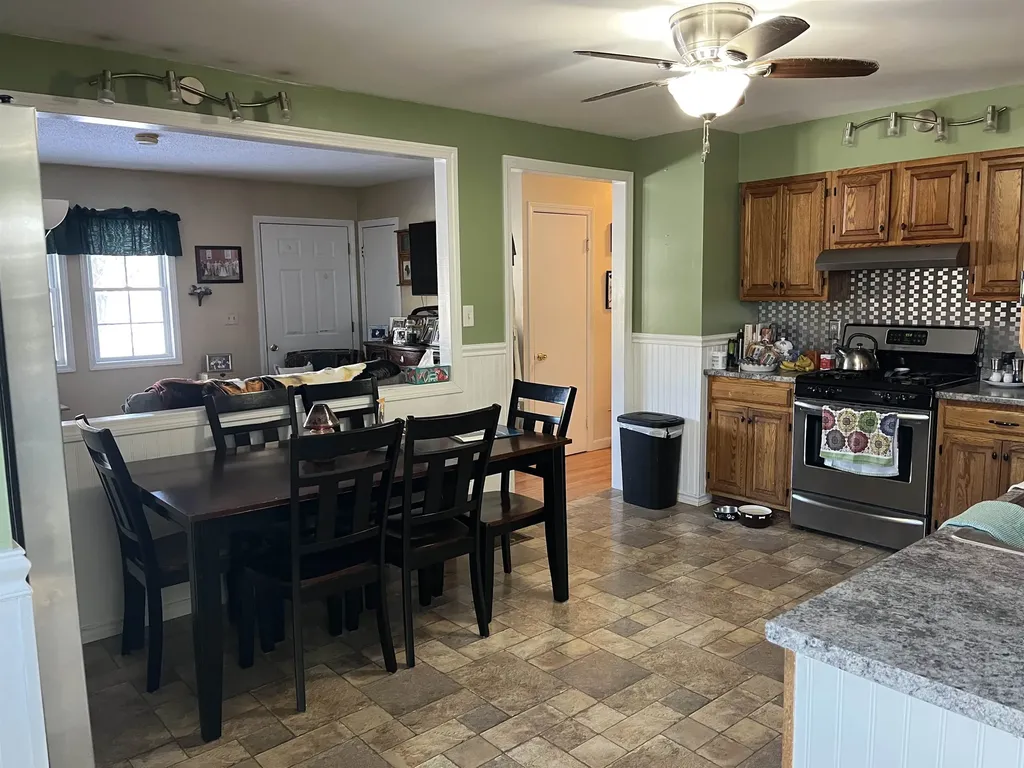 98 Peterson Terrace Middlebury VT 05753