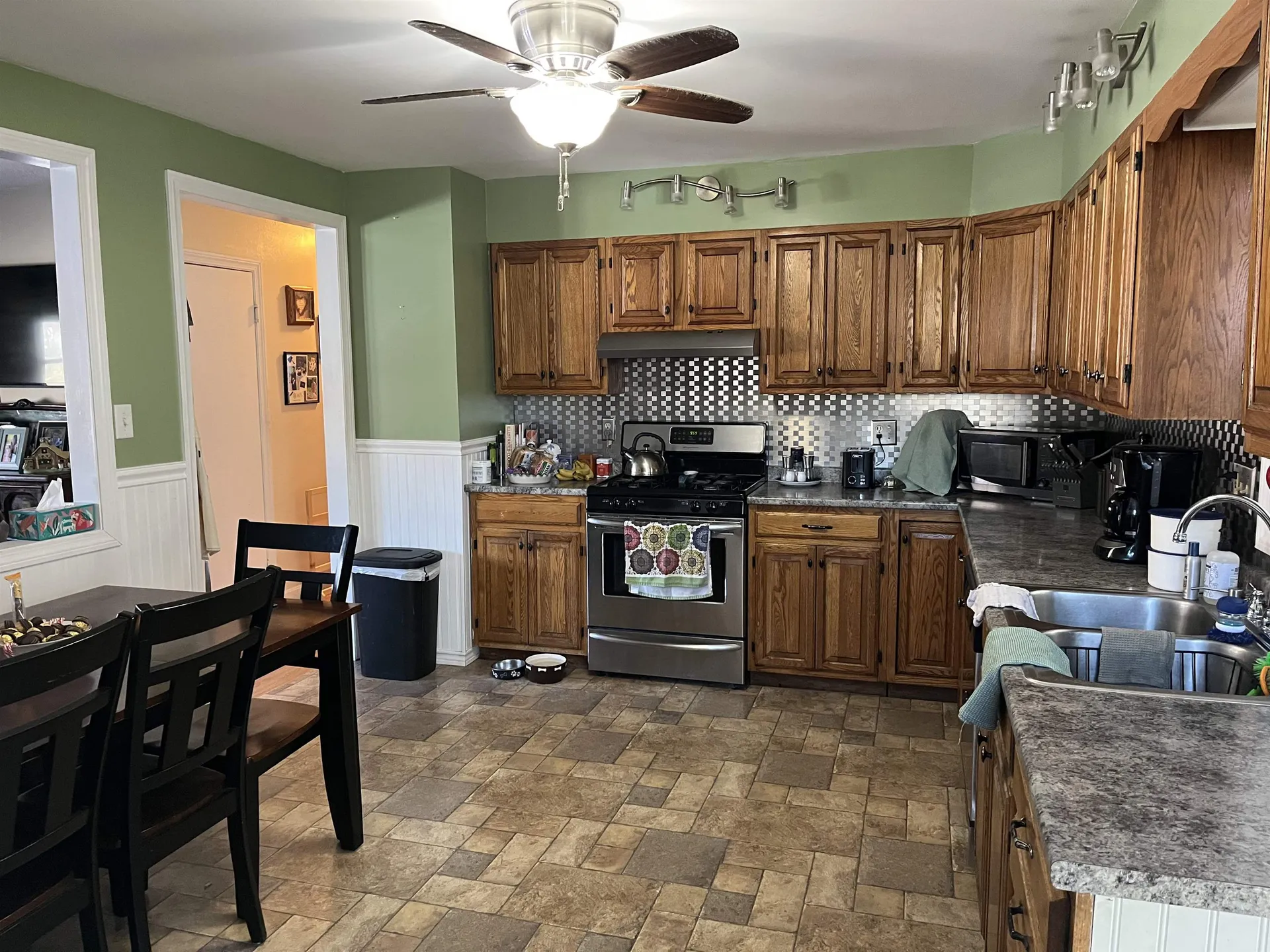 98 Peterson Terrace Middlebury VT 05753