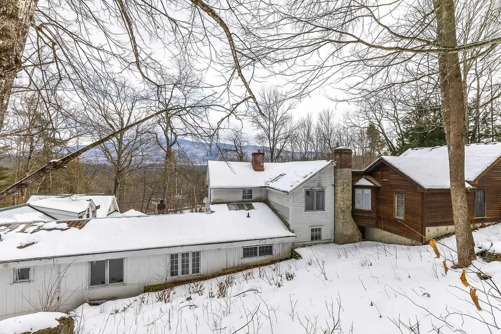 290 Melendy Hill Road Londonderry VT 05155