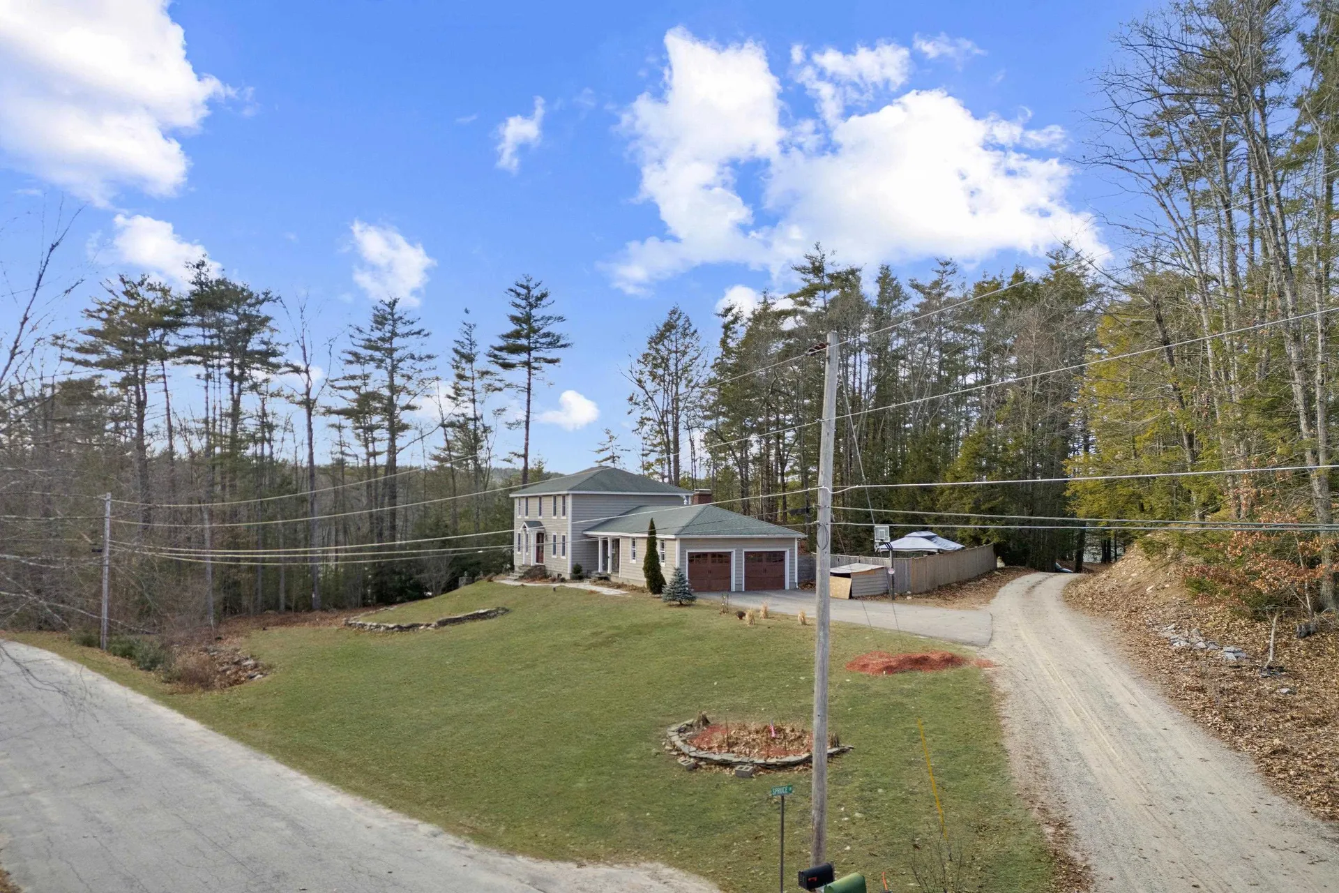 24 Hemlock Circle Sandown NH 03873