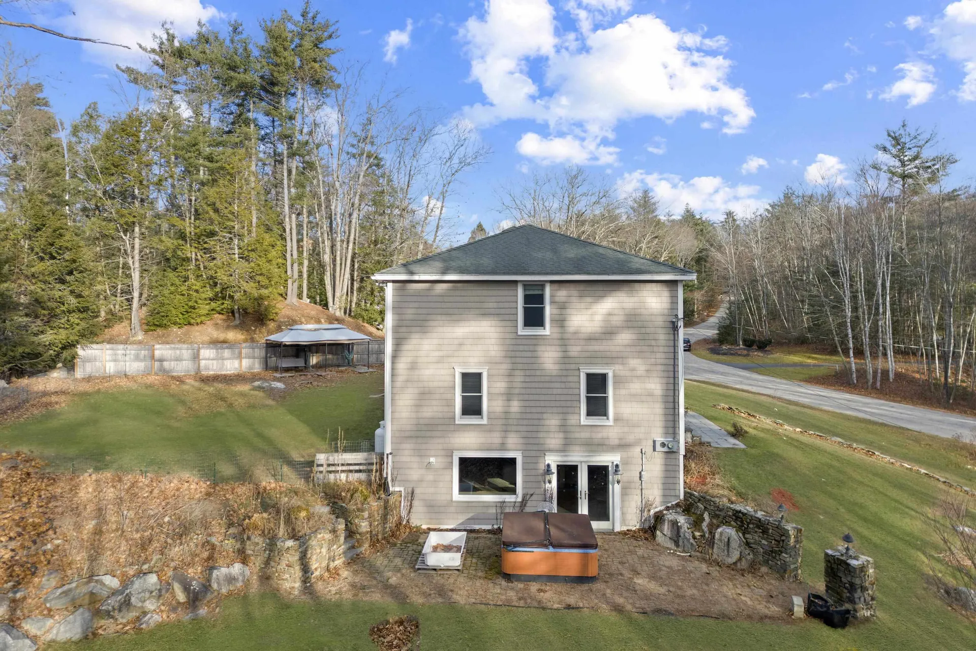 24 Hemlock Circle Sandown NH 03873