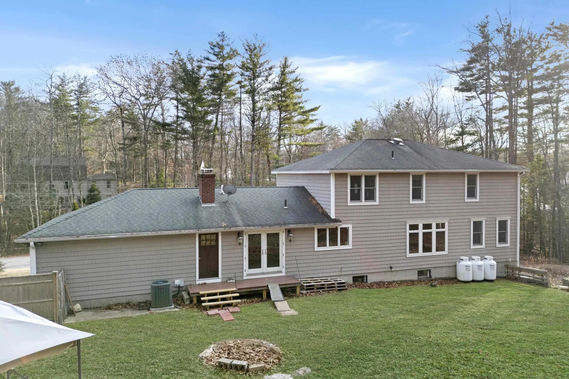 24 Hemlock Circle Sandown NH 03873