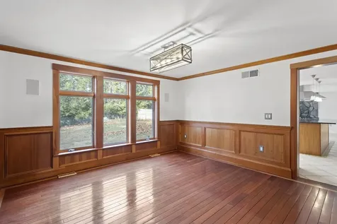 24 Hemlock Circle Sandown NH 03873