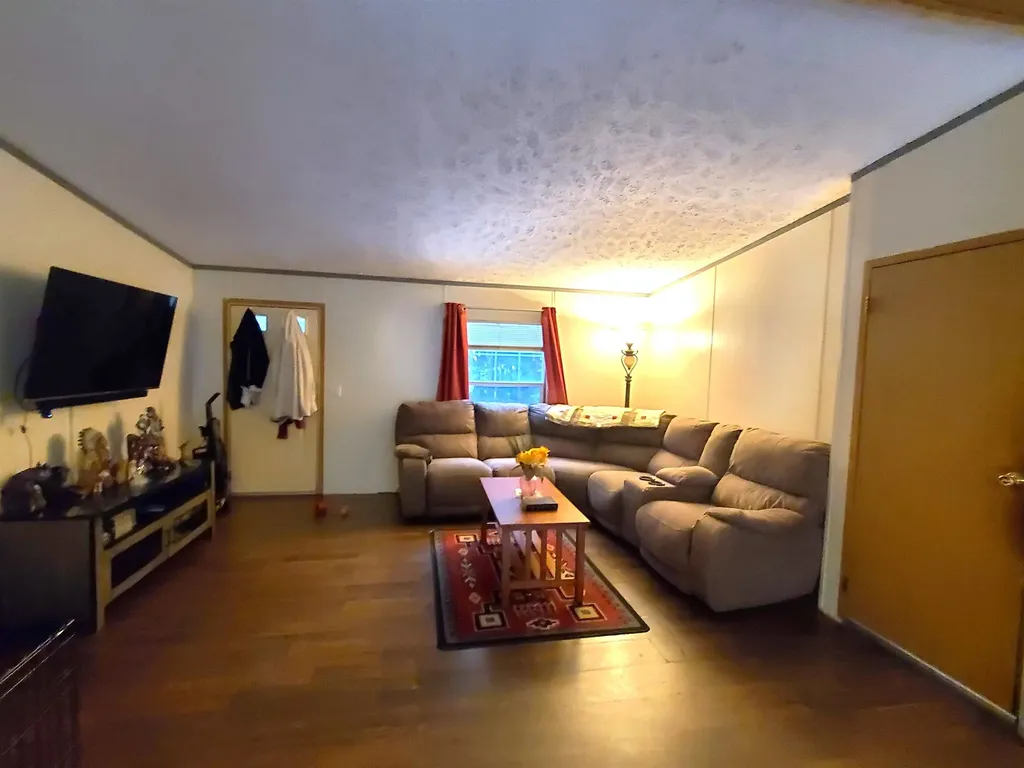 55 Serendipity Lane Canaan NH 03741