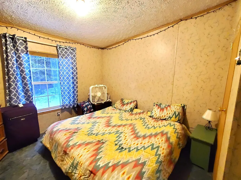 55 Serendipity Lane Canaan NH 03741