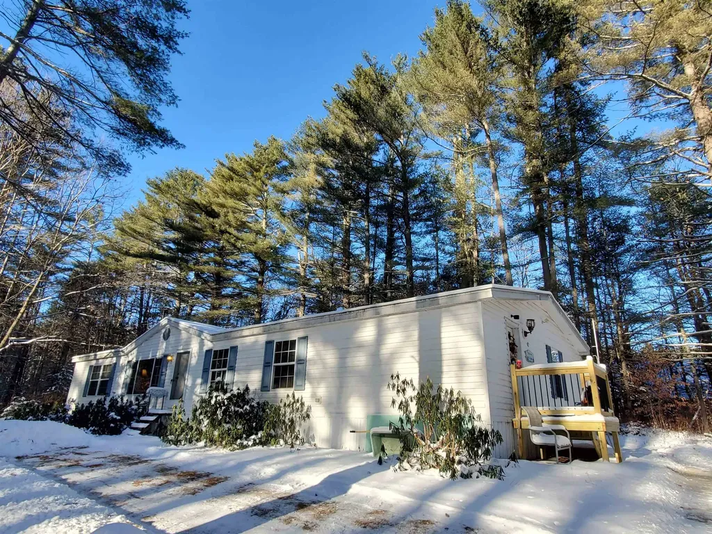 55 Serendipity Lane Canaan NH 03741