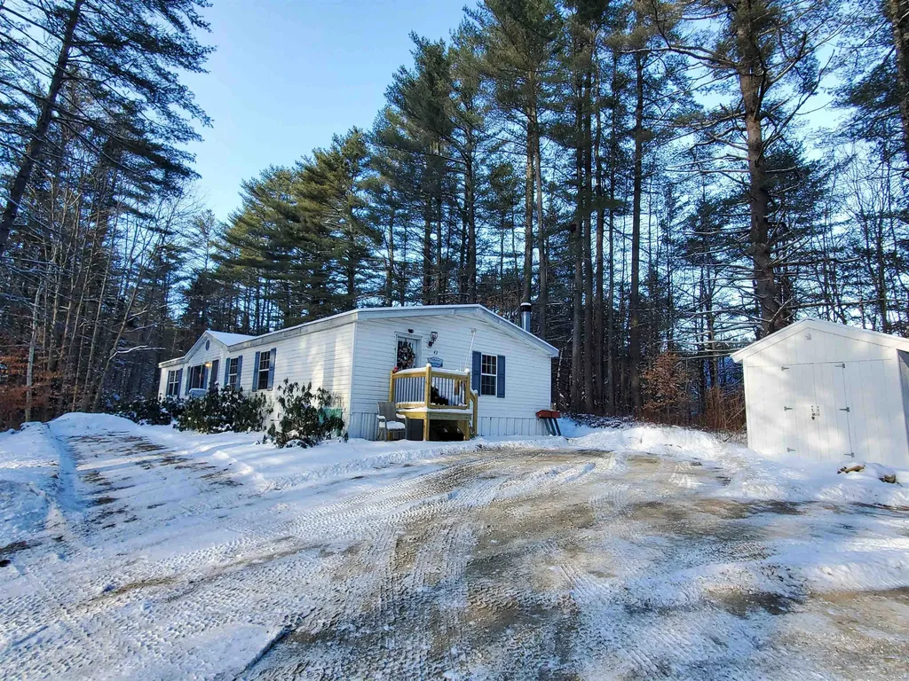 55 Serendipity Lane Canaan NH 03741