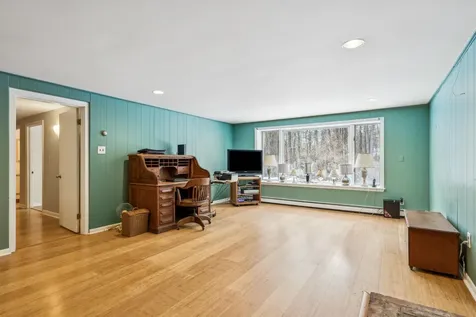 7 Willow Spring Lane Hanover NH 03755