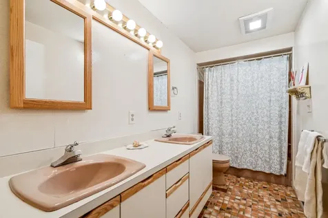 7 Willow Spring Lane Hanover NH 03755