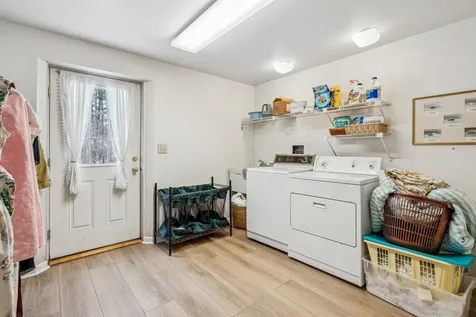 7 Willow Spring Lane Hanover NH 03755
