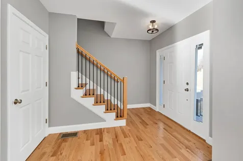 7 Shelburne Lane Concord NH 03301