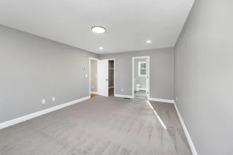 7 Shelburne Lane Concord NH 03301