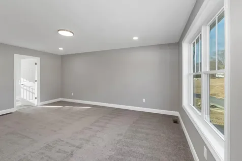 7 Shelburne Lane Concord NH 03301