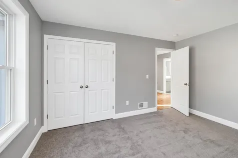 7 Shelburne Lane Concord NH 03301