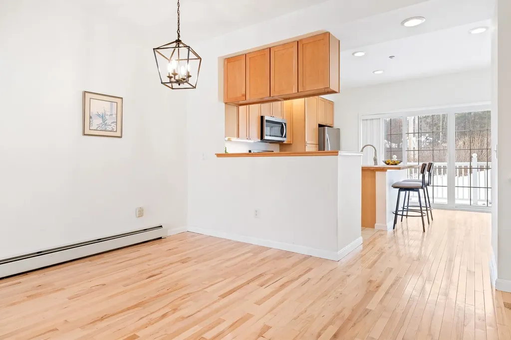 86 Barrister Drive Hartford VT 05001