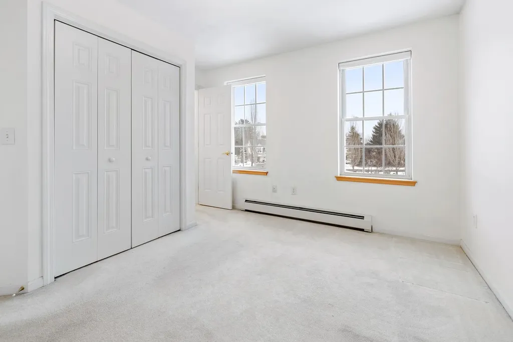 86 Barrister Drive Hartford VT 05001