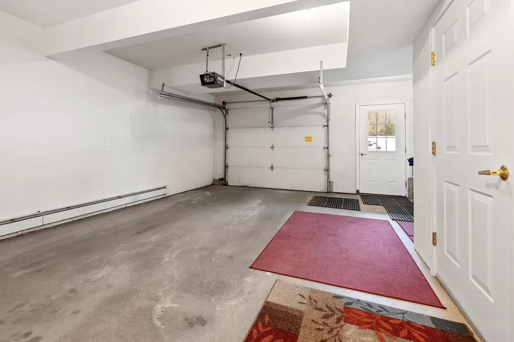 86 Barrister Drive Hartford VT 05001