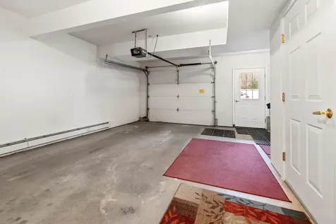 86 Barrister Drive Hartford VT 05001
