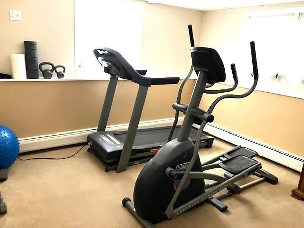 4 Blueberry Road Windham NH 03087