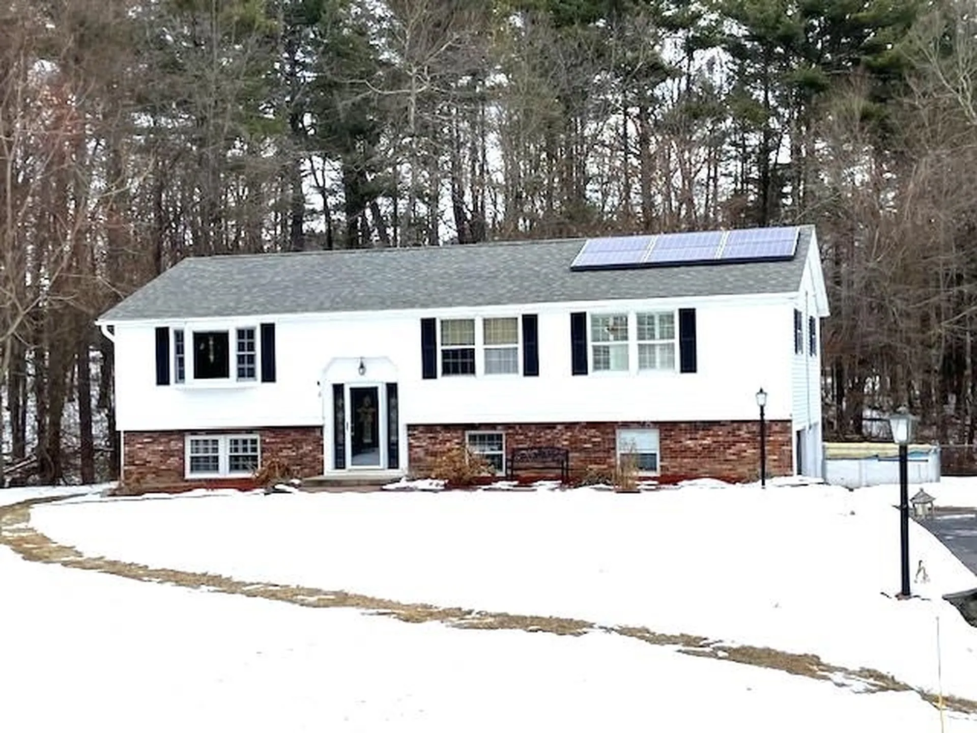 4 Blueberry Road Windham NH 03087