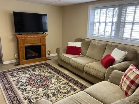 4 Blueberry Road Windham NH 03087