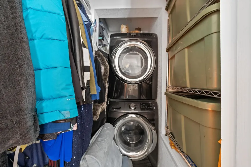 240 Leda Avenue Manchester NH 03104