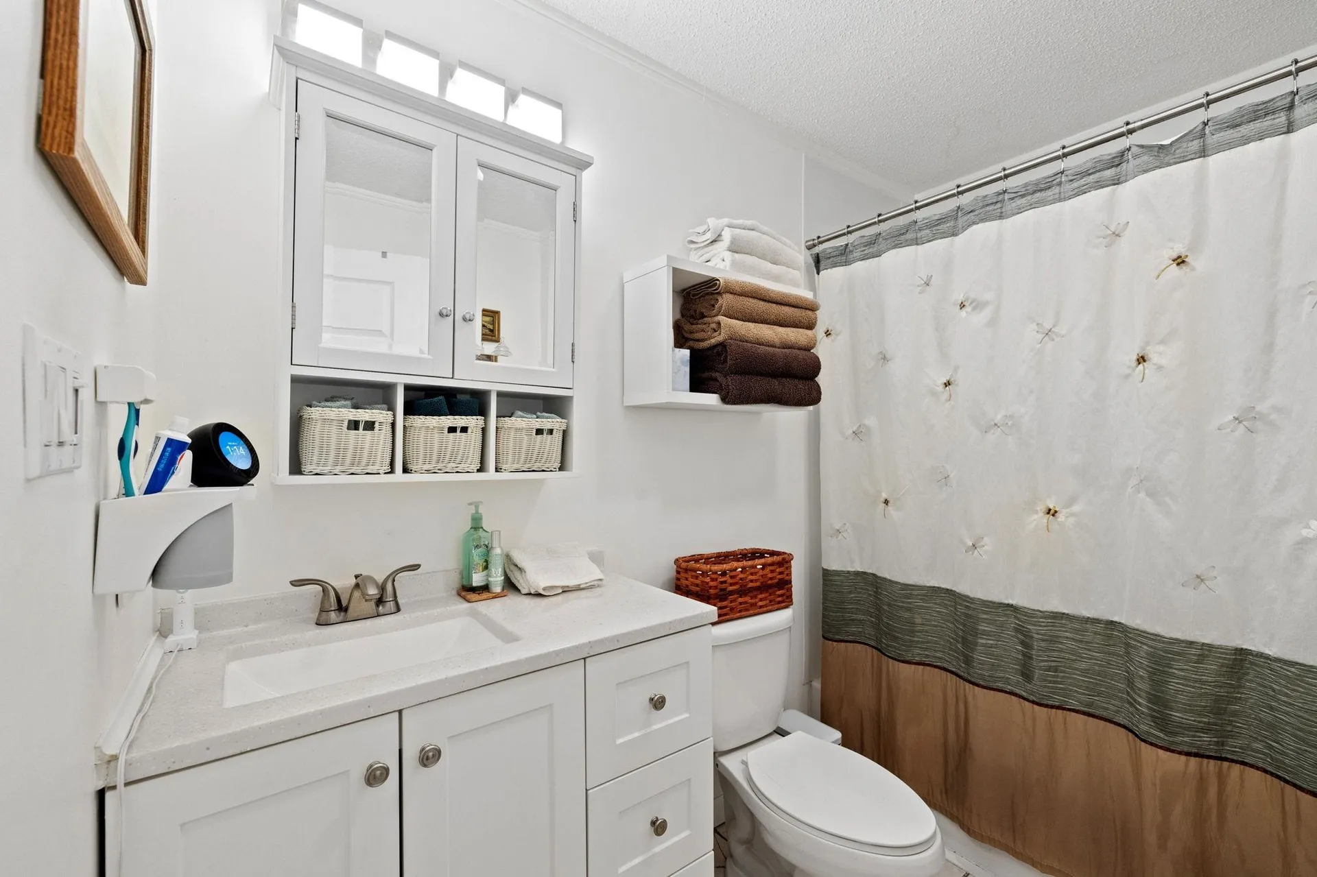 240 Leda Avenue Manchester NH 03104