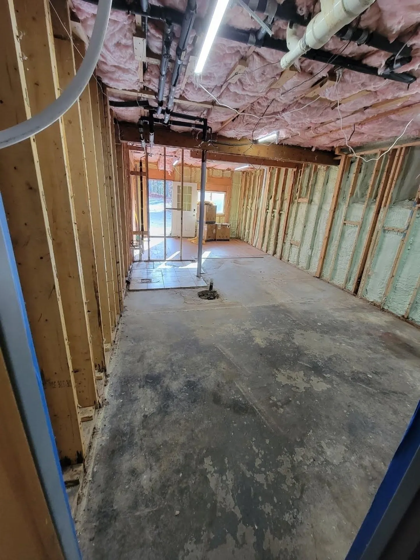 240 Leda Avenue Manchester NH 03104