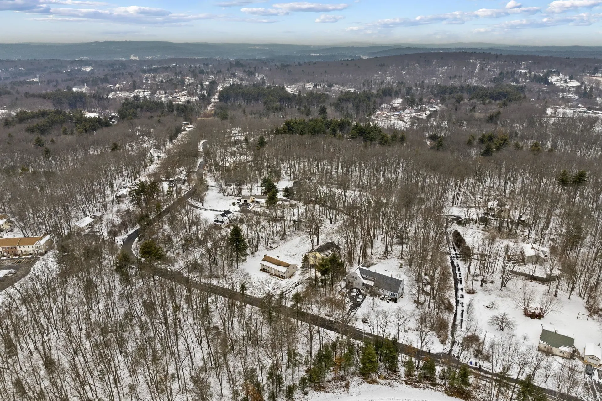 240 Leda Avenue Manchester NH 03104