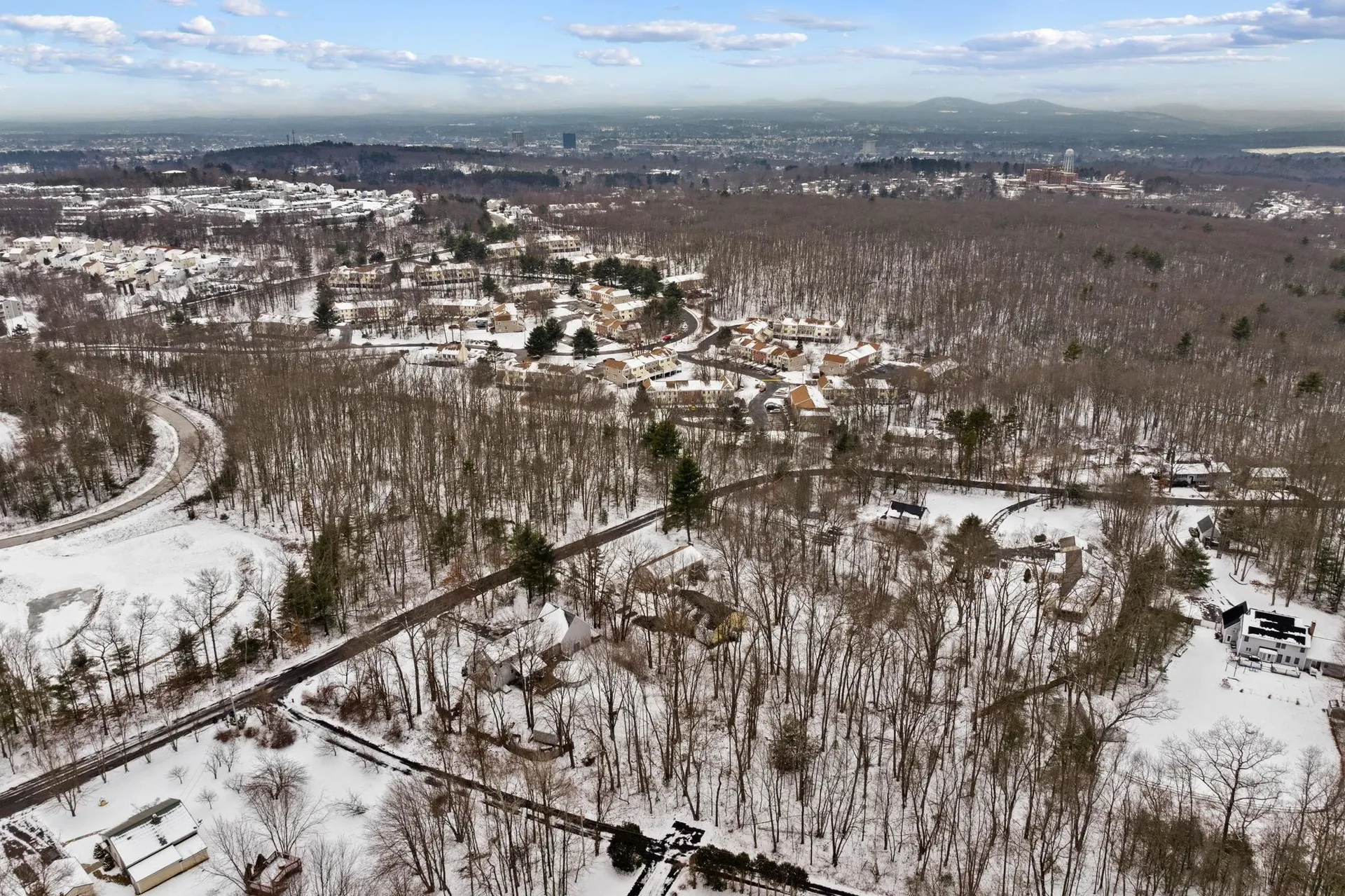 240 Leda Avenue Manchester NH 03104