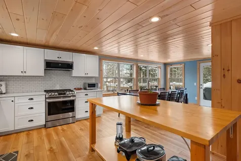 24 Newell Lane Whitefield NH 03598
