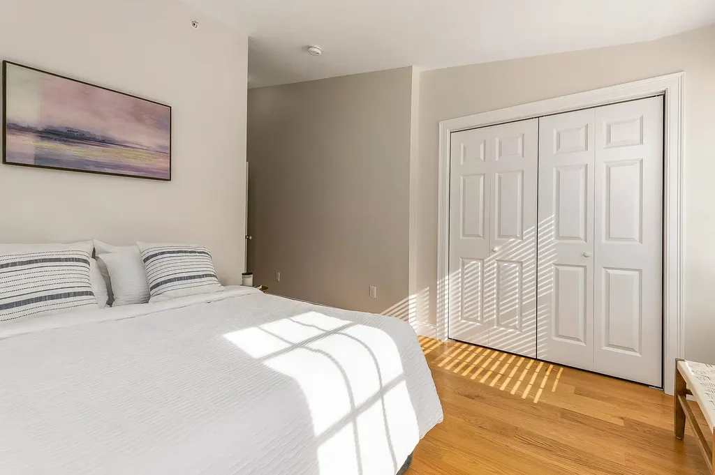 5 Pleasant Street Kittery ME 03904