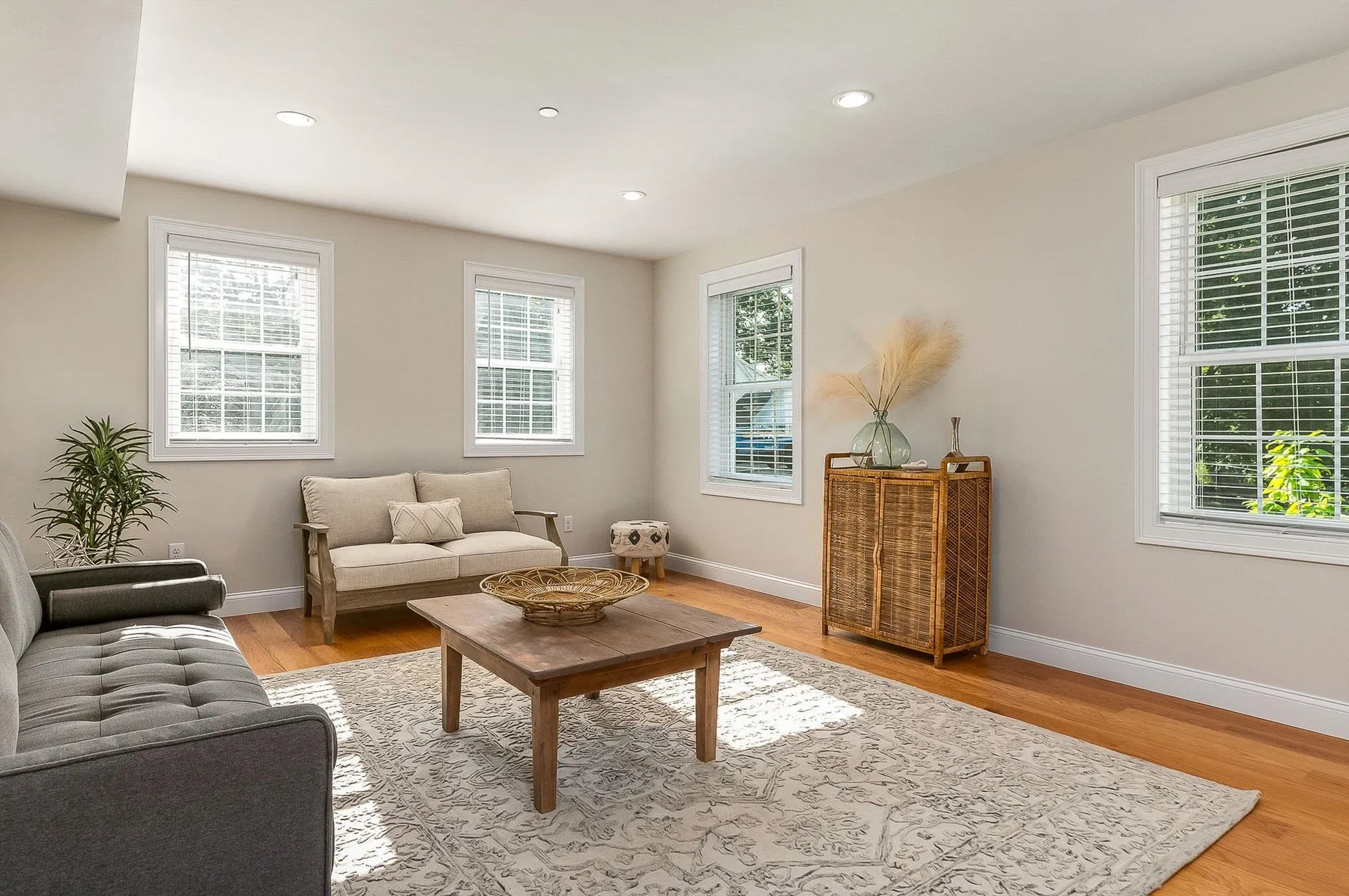 5 Pleasant Street Kittery ME 03904
