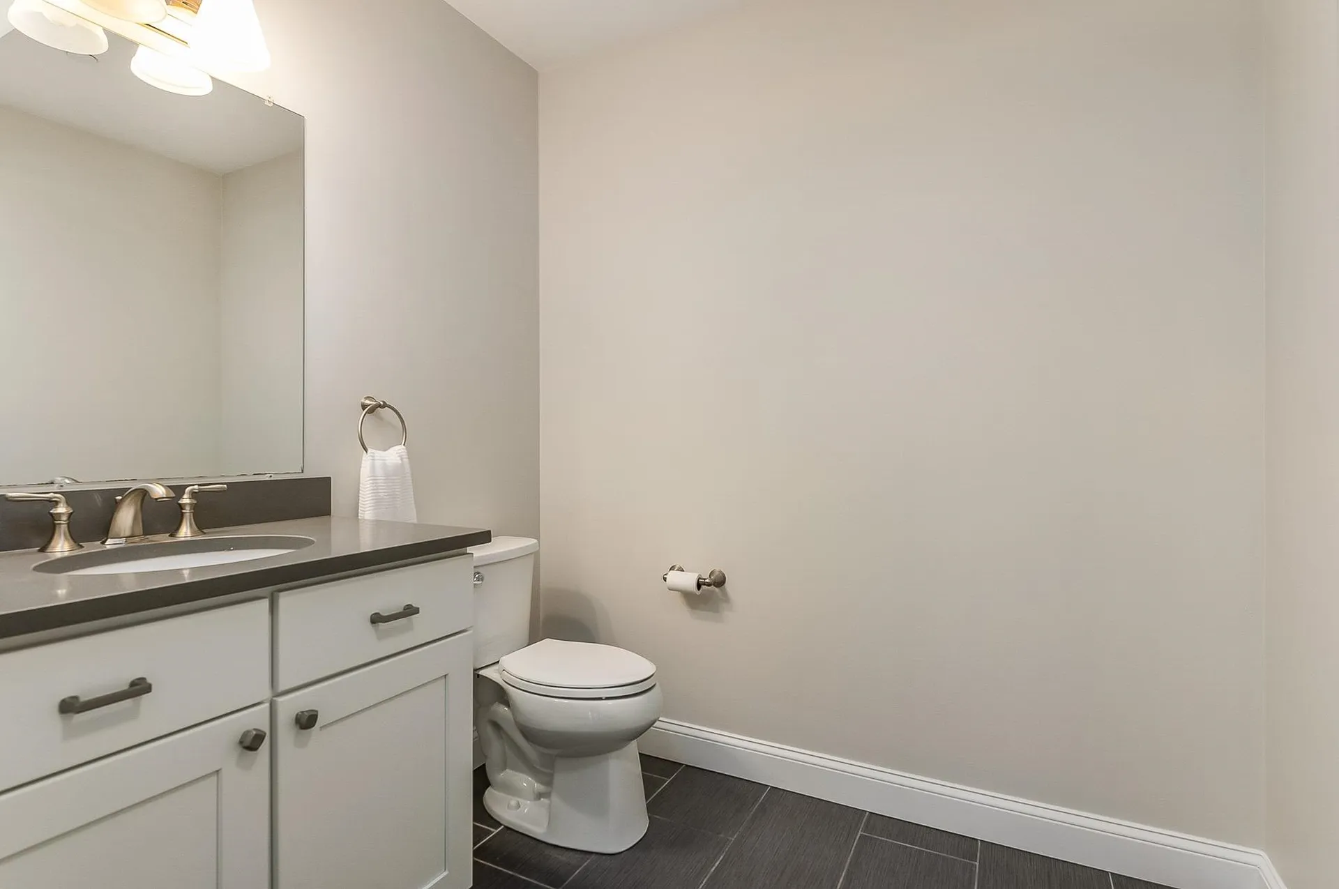 5 Pleasant Street Kittery ME 03904