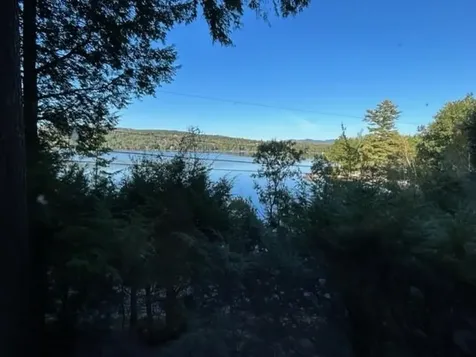 792 Bunker Road New London NH 03257